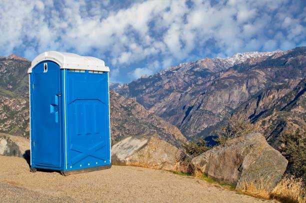 Best Porta potty delivery and setup  in East Bakersfield, CA